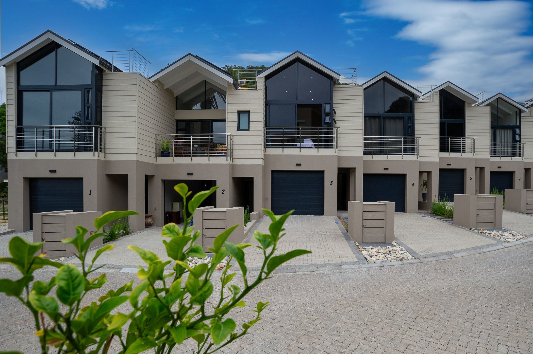 Townhouse for sale in Wilderness Central - GEO1707040