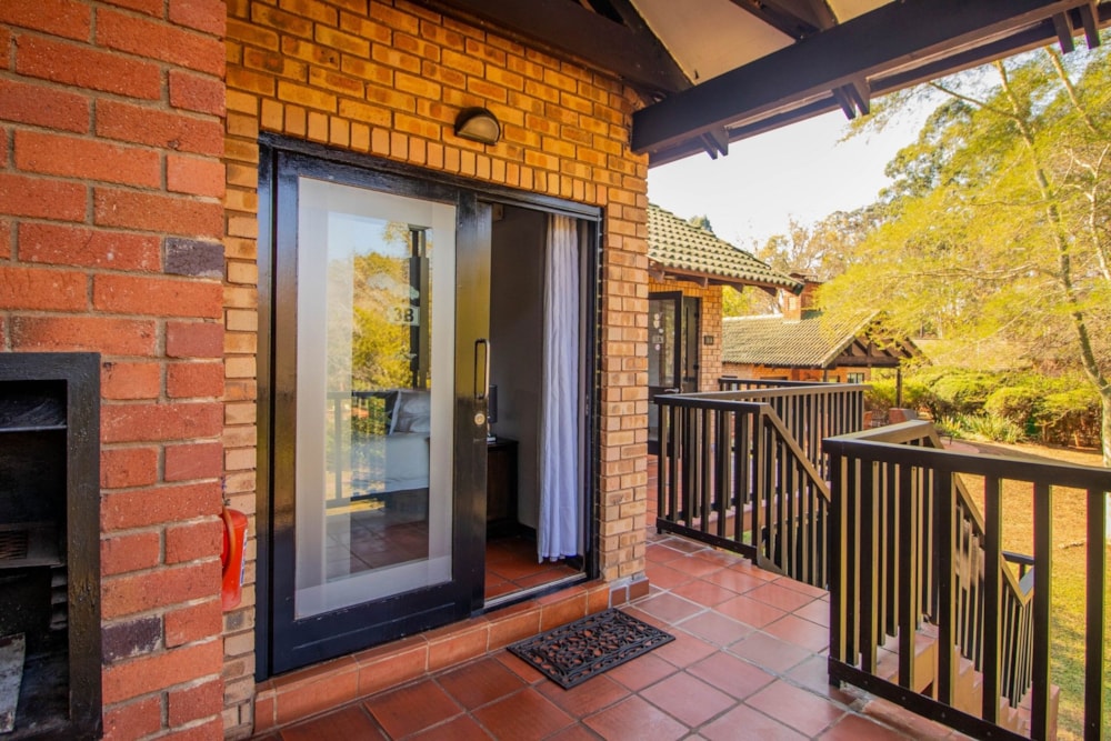 Security estate home for sale in White River - 1WR1706615