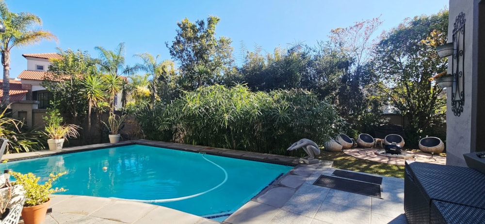 Security estate home for sale in Midstream Estate - CN1706634 Security estate home for sale in Midstream Estate - CN1706634