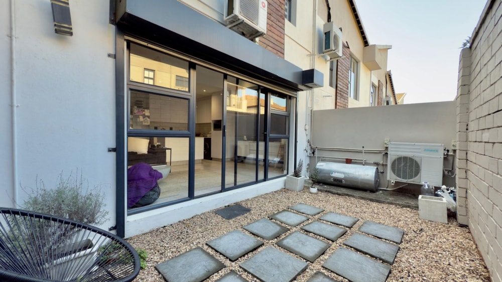 Townhouse for sale in Morningside, Durban - 1DA1706738 Townhouse for sale in Morningside, Durban - 1DA1706738