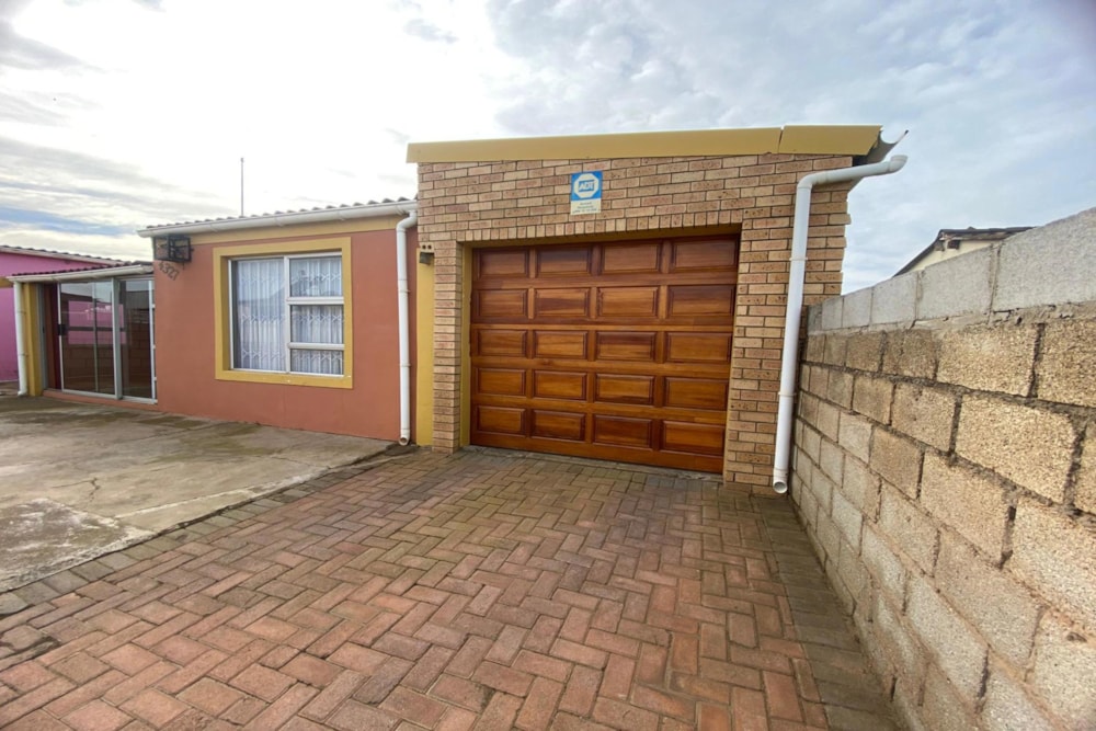 House for sale in KwaZakhele - 1PLZ1707043