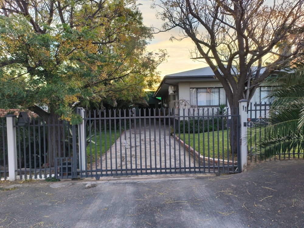 House sold in Hospital Hill, Beaufort West - 1KK1706768 House sold in Hospital Hill, Beaufort West - 1KK1706768