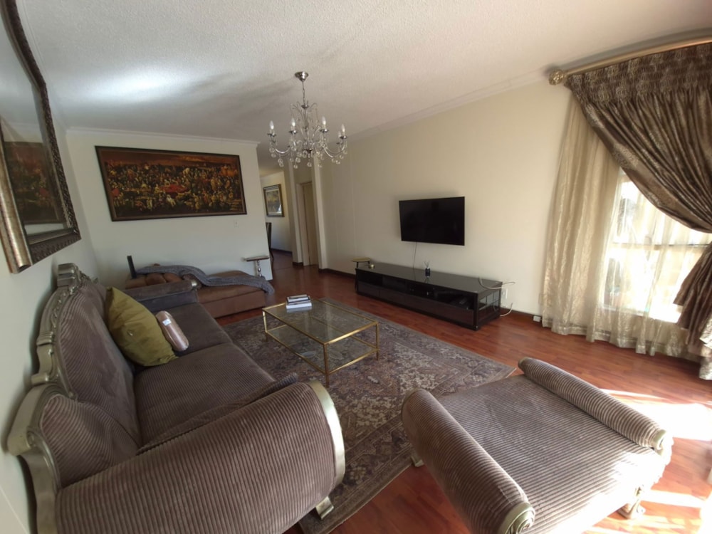 House to rent in Sandton - JBL1706801 House to rent in Sandton - JBL1706801