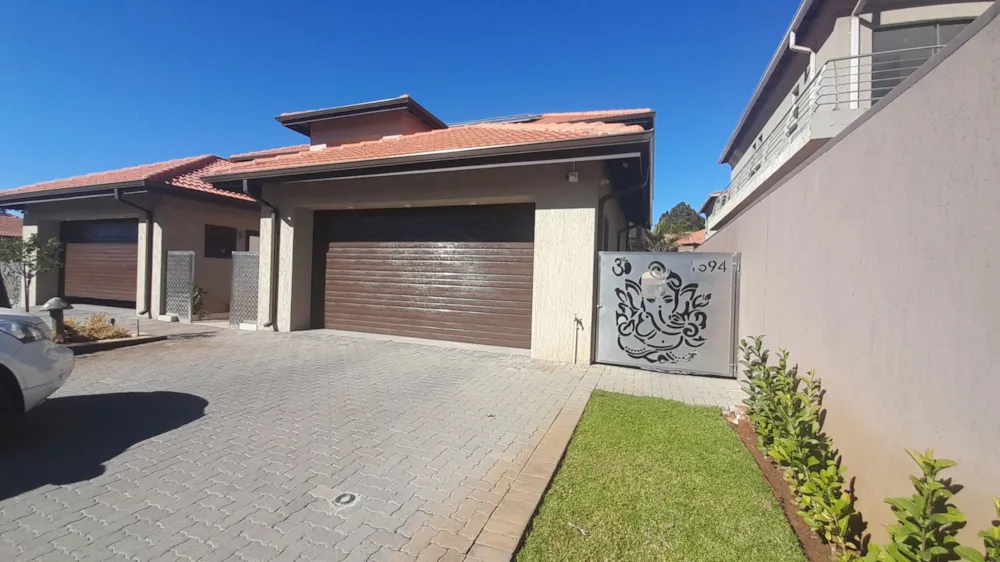 Security estate home for sale in Emfuleni Golf Estate - 1VT1707338
