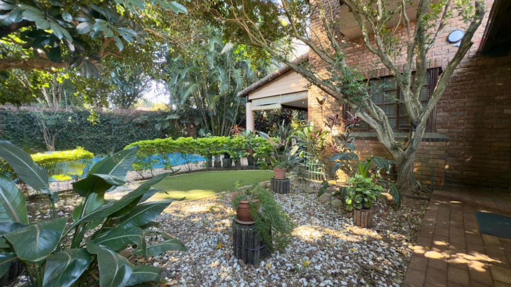 Townhouse for sale in Essenwood - 1DA1706826 Townhouse for sale in Essenwood - 1DA1706826