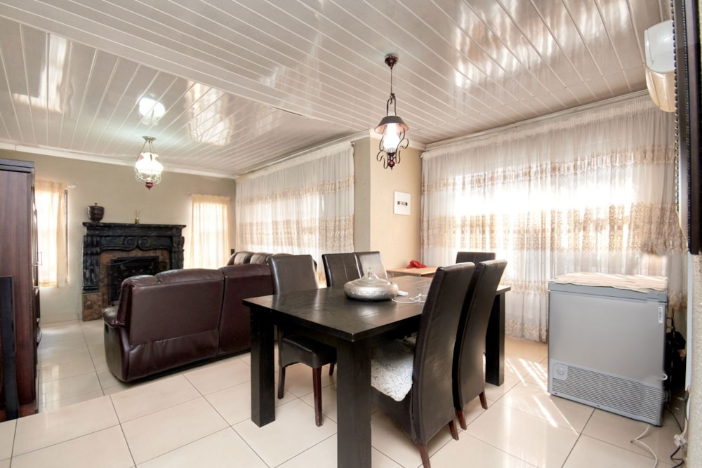 House for sale in Kagiso - 1KR1707485 House for sale in Kagiso - 1KR1707485