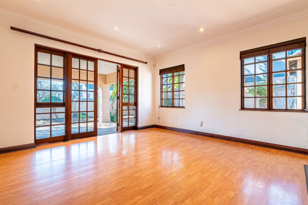 Cluster let in Houghton Estate - JBL1706912 Cluster let in Houghton Estate - JBL1706912