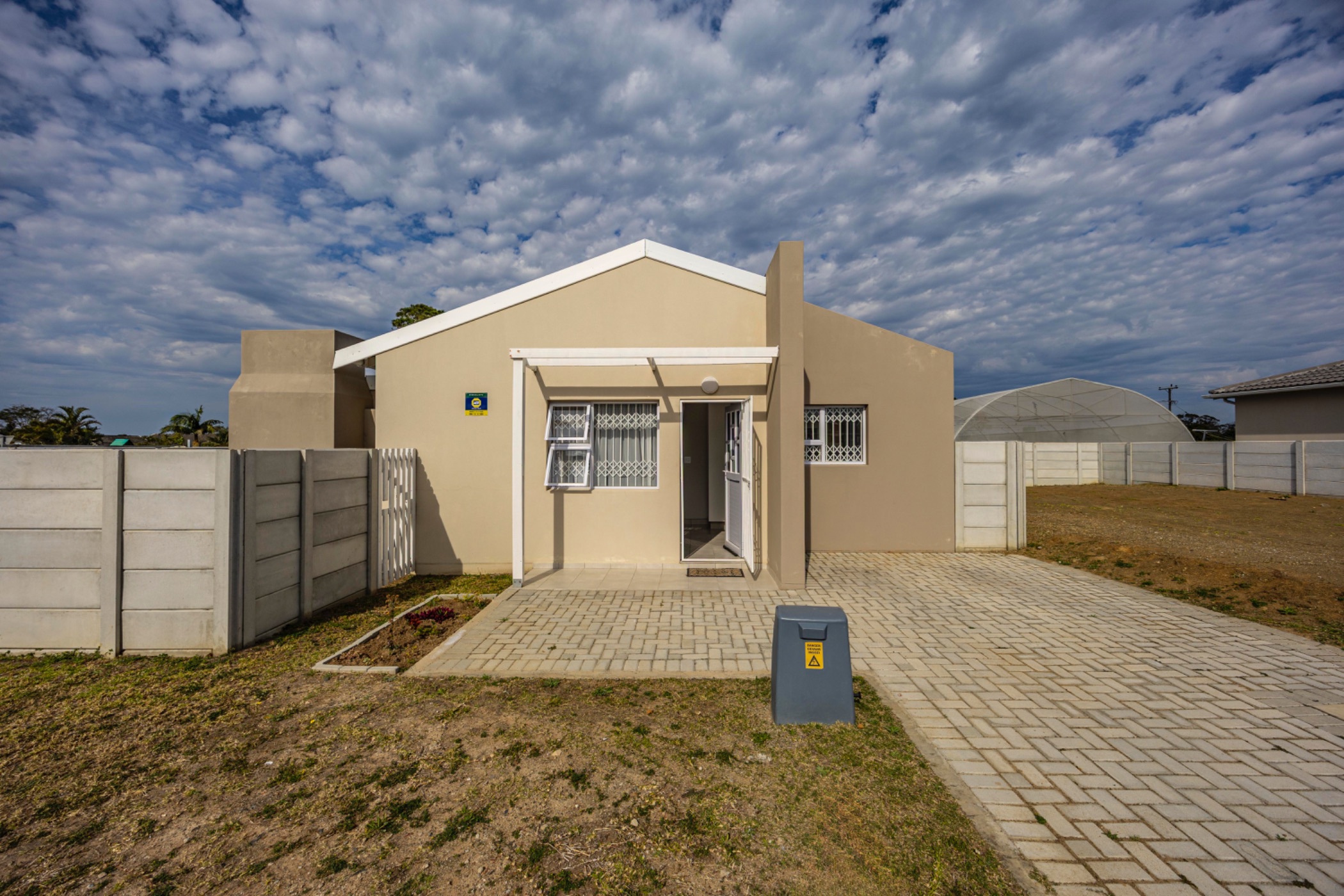 House sold in Gonubie - 1EZ1706920