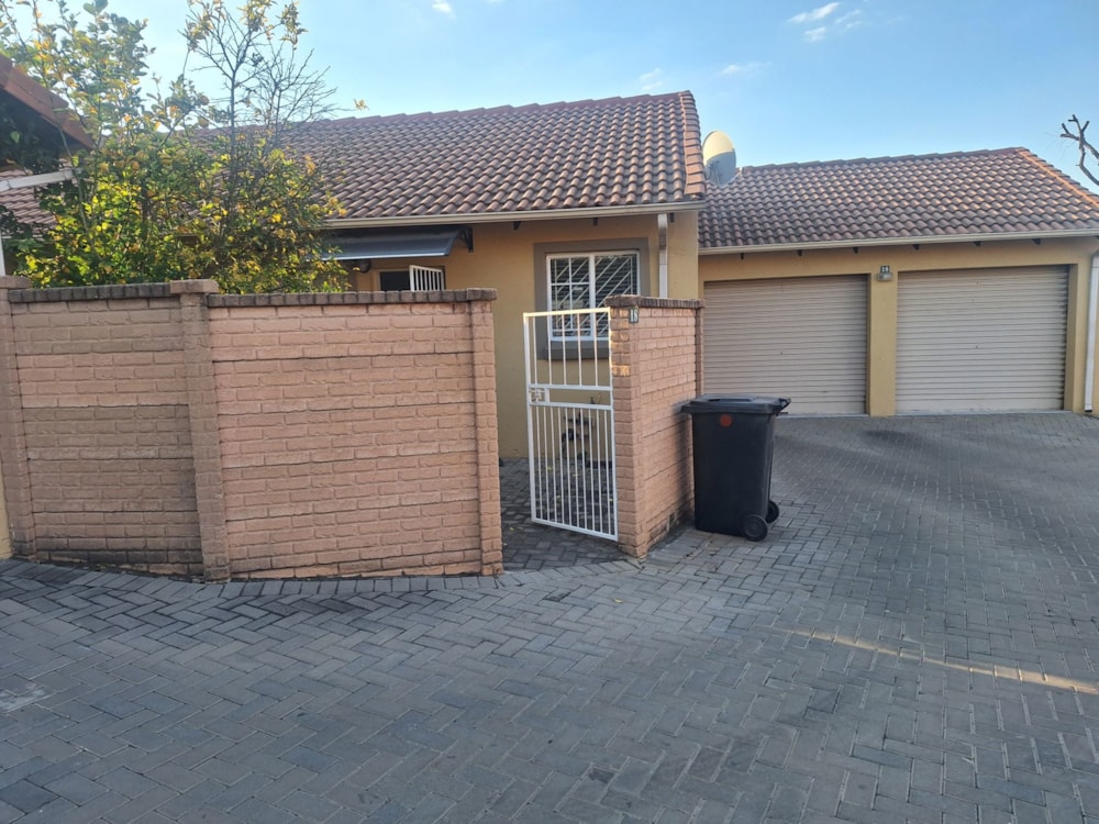 Townhouse for sale in Willow Park Manor - PT1707835