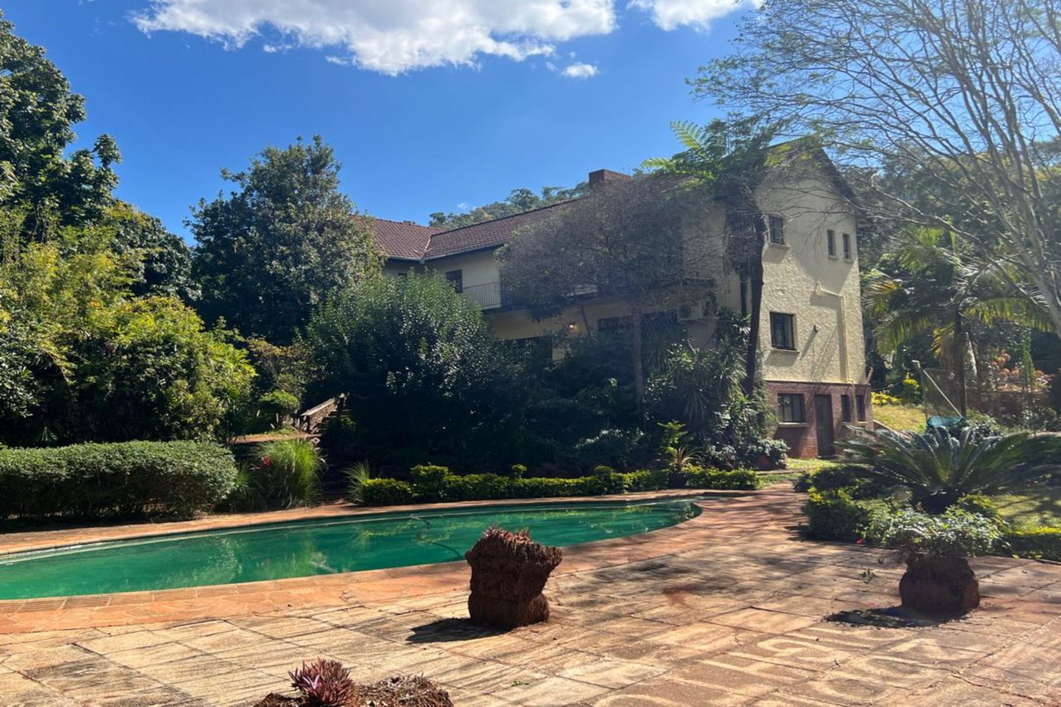 Double-storey house for sale in Mutare, Zimbabwe - 3ZB1706962