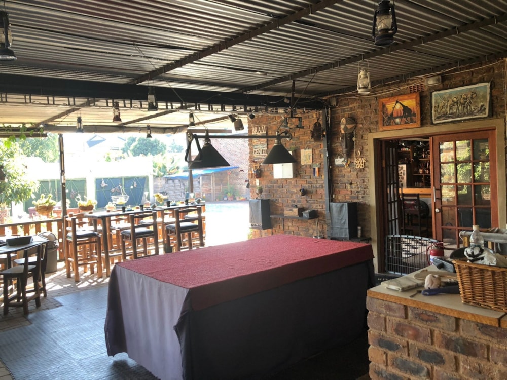 House for sale in Mbombela Ext 2 (Nelspruit Ext 2) - 1NS1707115