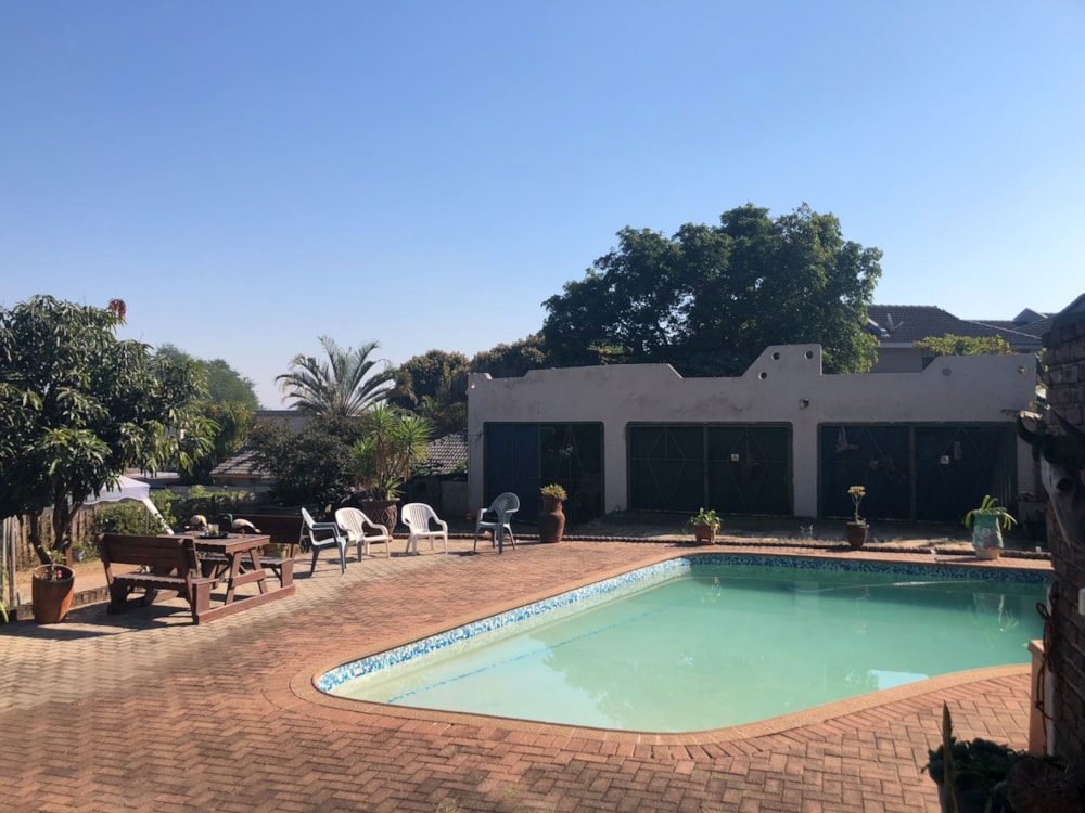 House for sale in Mbombela Ext 2 (Nelspruit Ext 2) - 1NS1707115