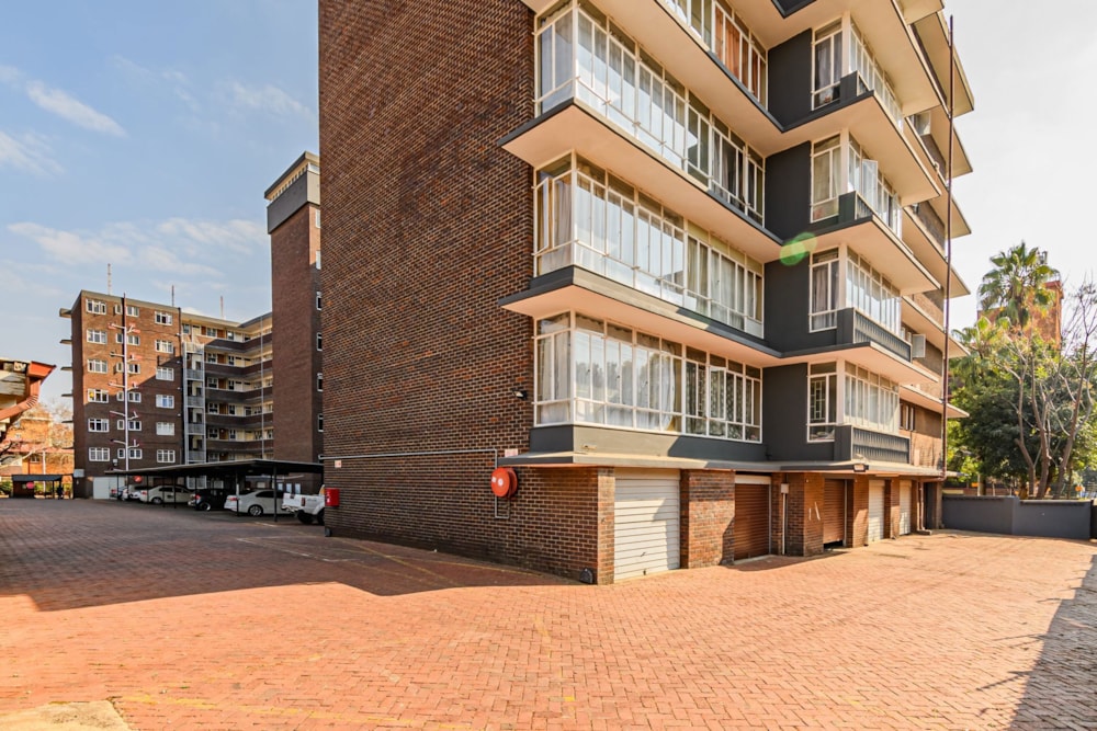 Apartment for sale in Sunnyside, Pretoria East - PT1707614 Apartment for sale in Sunnyside, Pretoria East - PT1707614