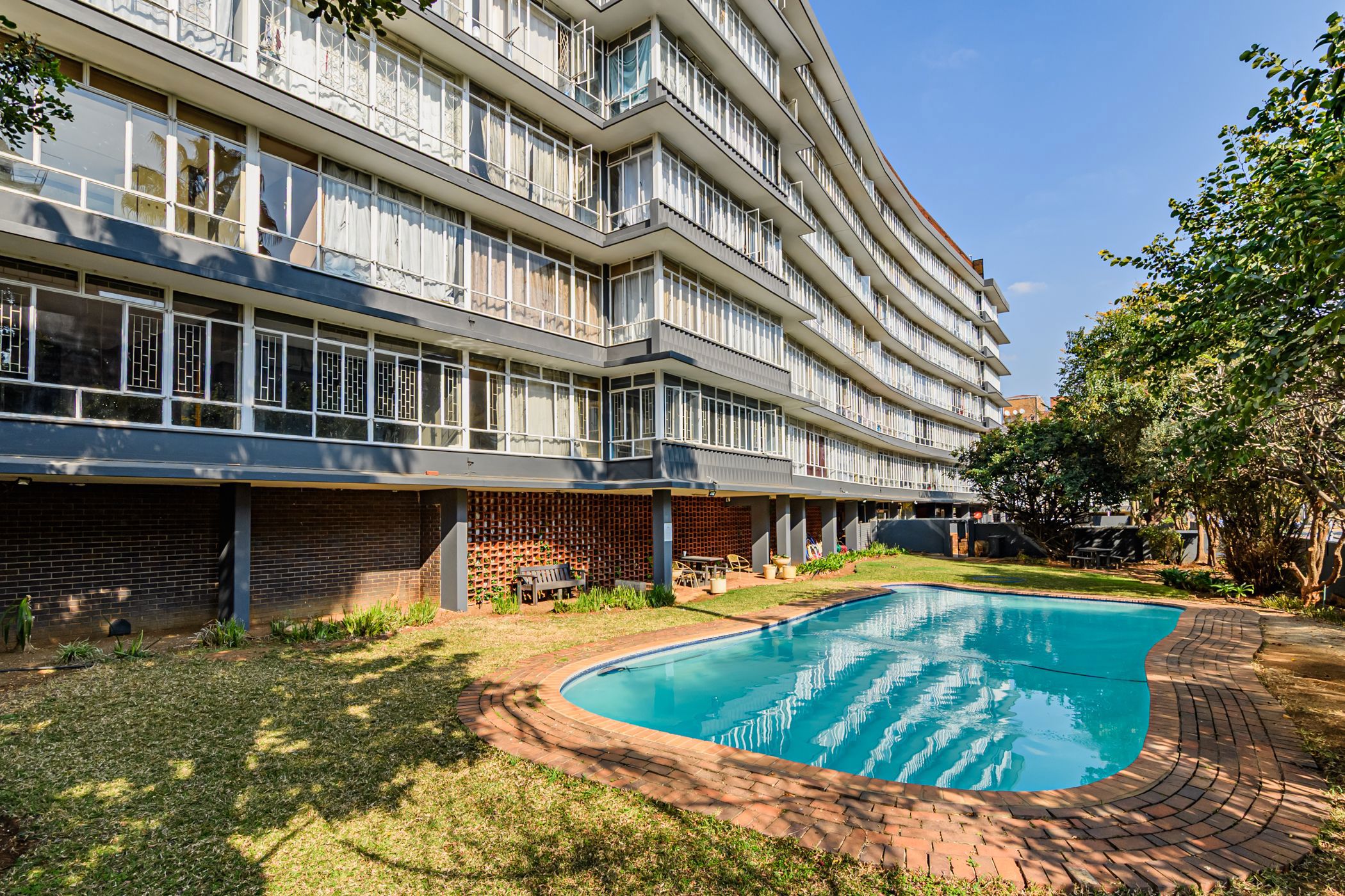 Apartment for sale in Sunnyside, Pretoria East - PT1707614
