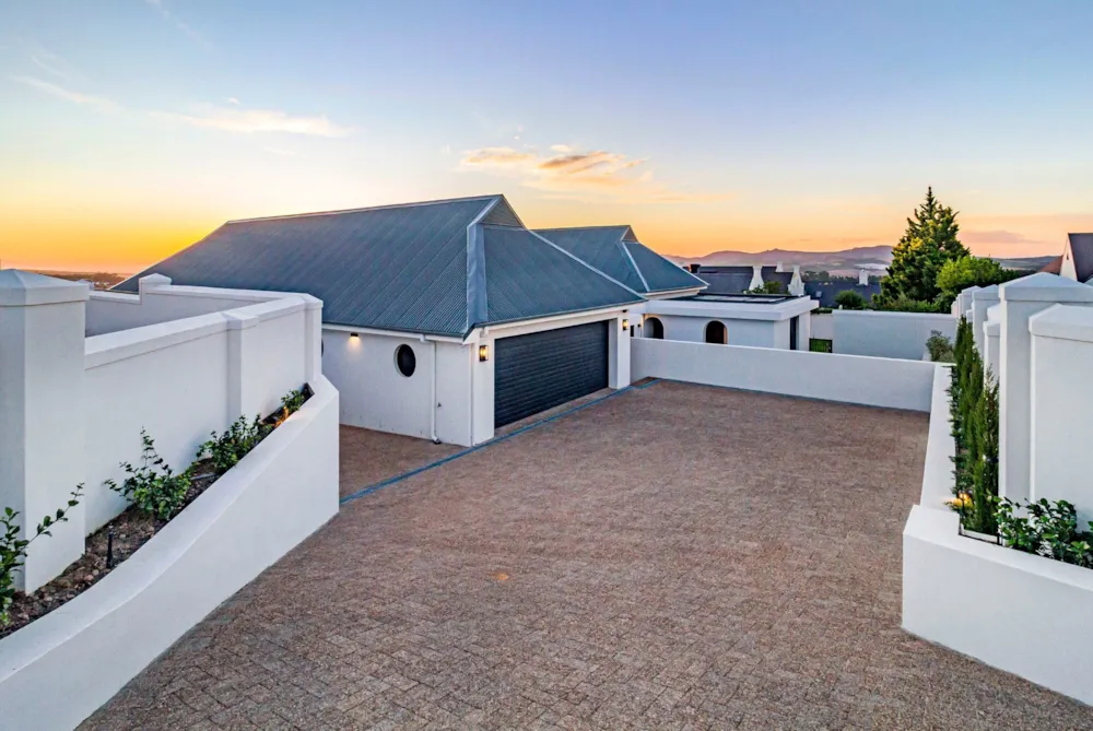 House sold in Paradyskloof - ST1707031