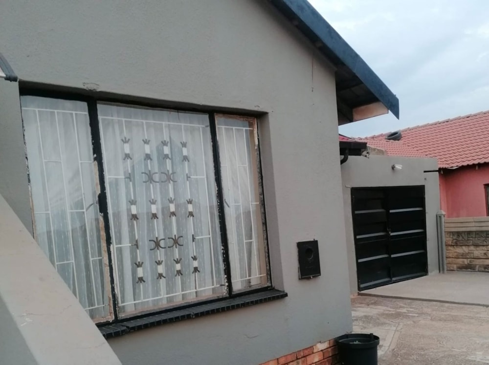 House for sale in Sebokeng Zone 6 - 1VT1707044