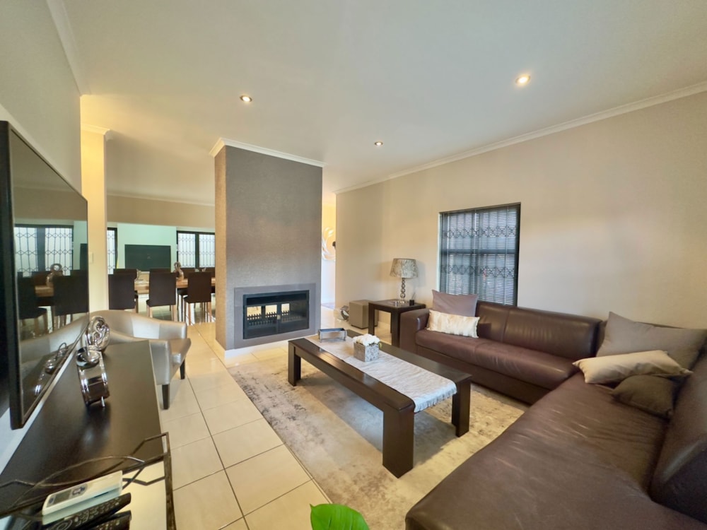 House let in Plattekloof - 1PLA1707056 House let in Plattekloof - 1PLA1707056