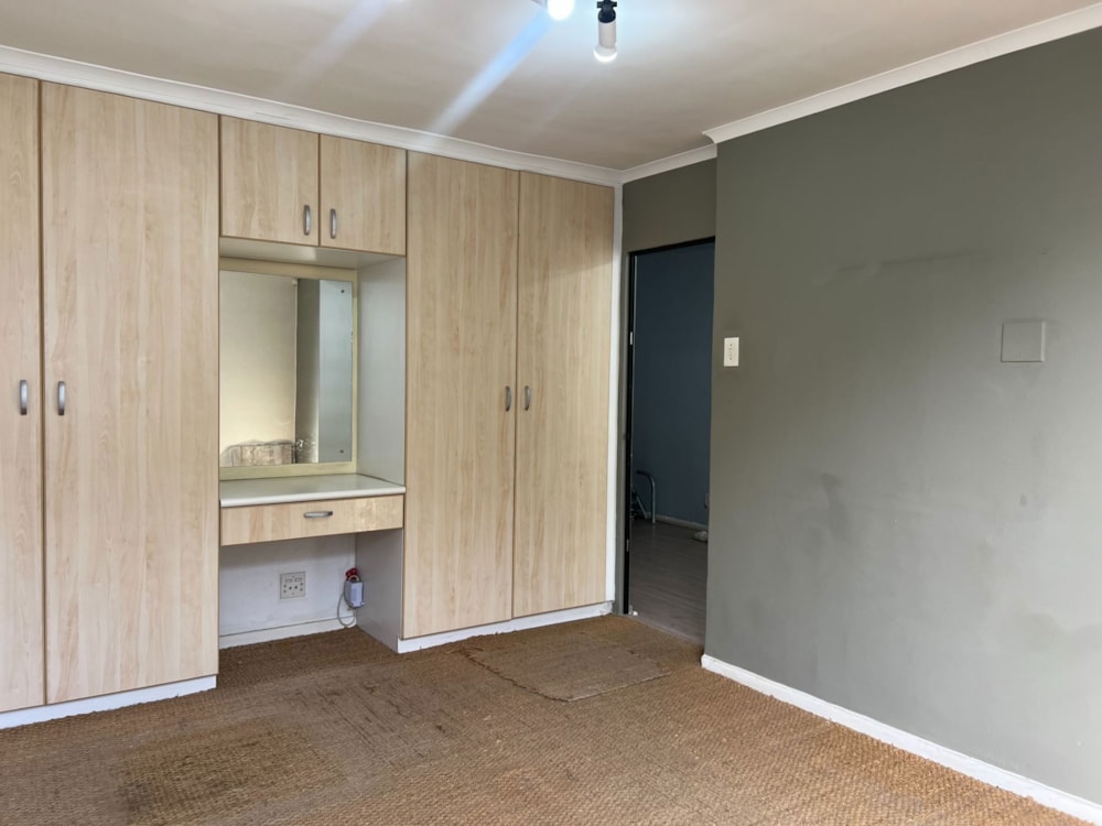 Apartment let in Claremont, Cape Town - RBL1707119 Apartment let in Claremont, Cape Town - RBL1707119