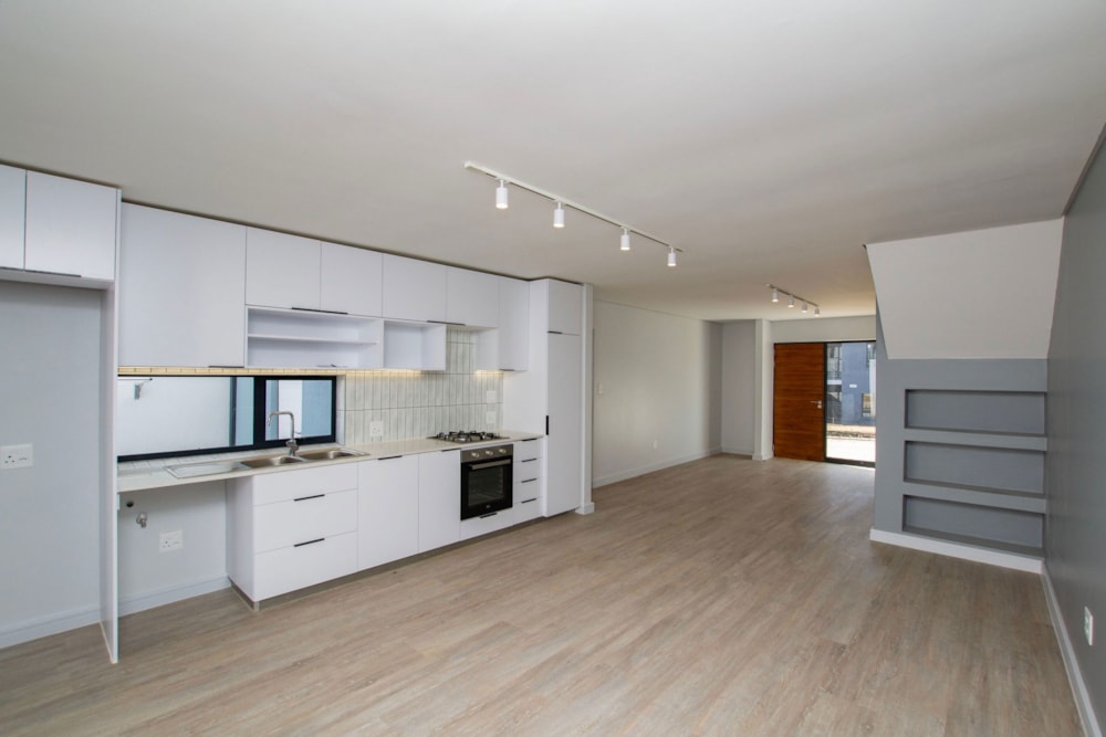 Townhouse for sale in Newinbosch - ST1707133 Townhouse for sale in Newinbosch - ST1707133