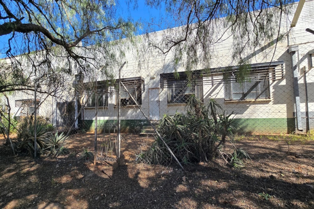 Commercial Building for sale in Matabeleland, Zimbabwe - 3ZB1707126