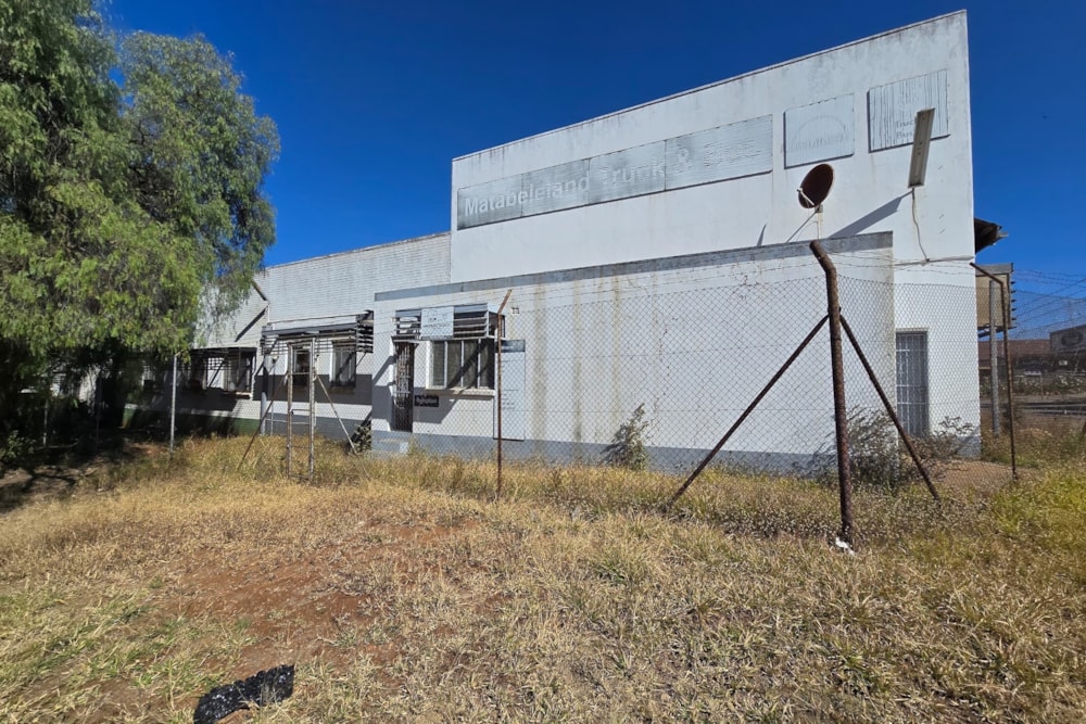 Commercial Building for sale in Matabeleland, Zimbabwe - 3ZB1707126
