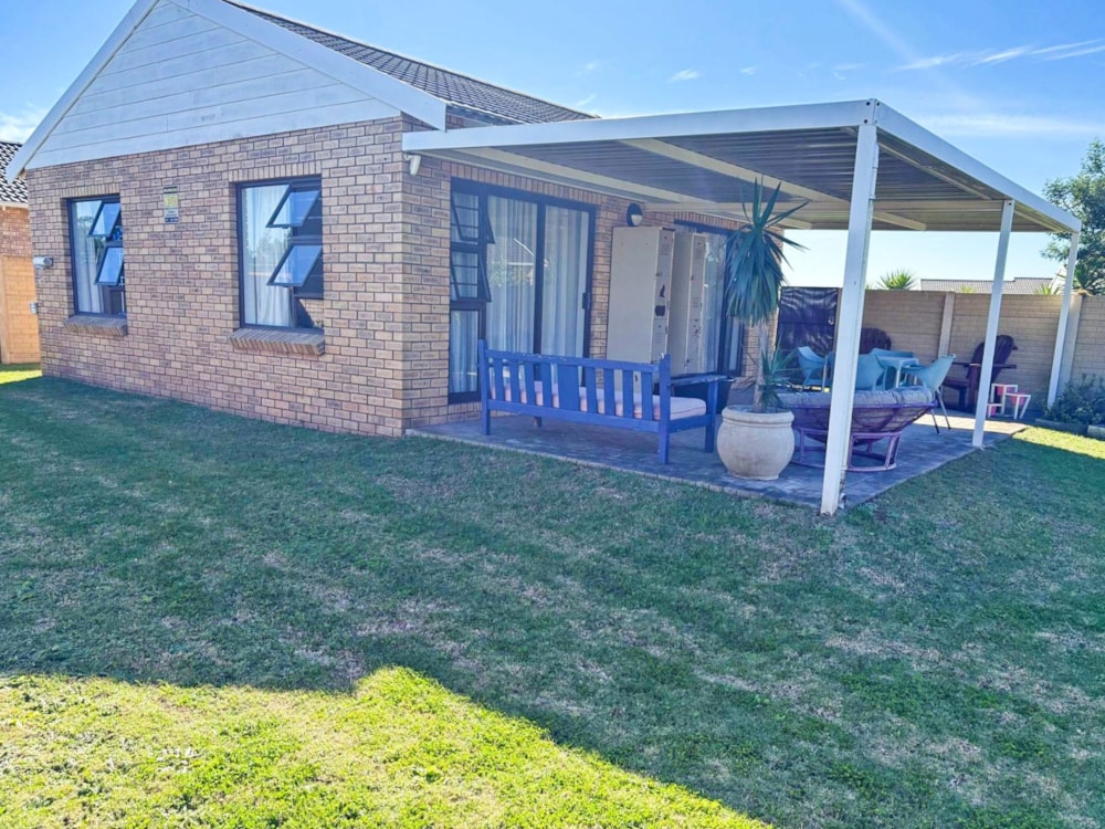 Townhouse for sale in Sherwood, Port Elizabeth, Gqeberha - 1PLZ1708252