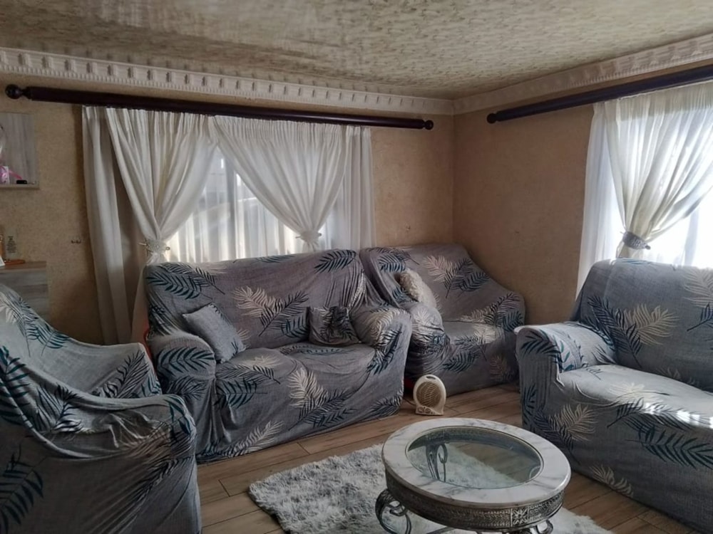 House for sale in Duduza - 1SP1747516 House for sale in Duduza - 1SP1747516