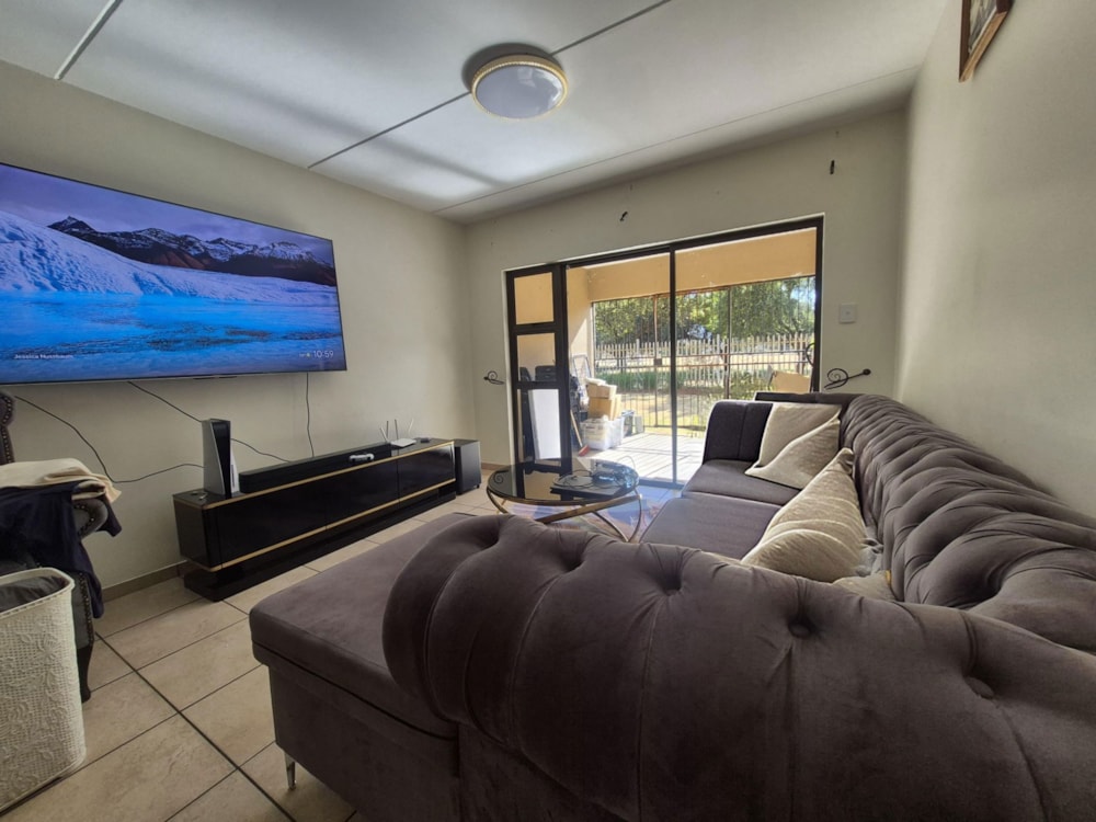 Townhouse for sale in Vanderbijlpark SE 8 - 1VT1707869