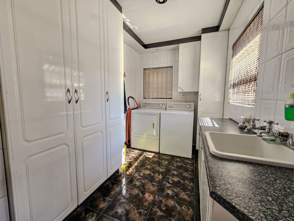 House for sale in Dalpark Ext 1 - 1BJ1707268