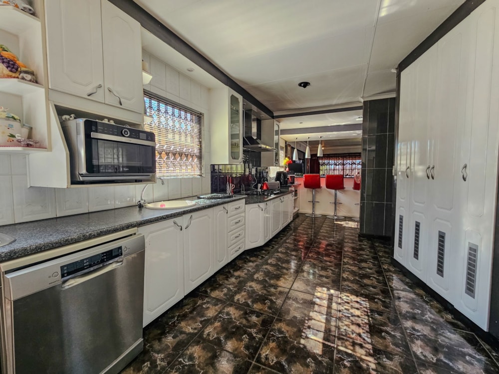 House for sale in Dalpark Ext 1 - 1BJ1707268