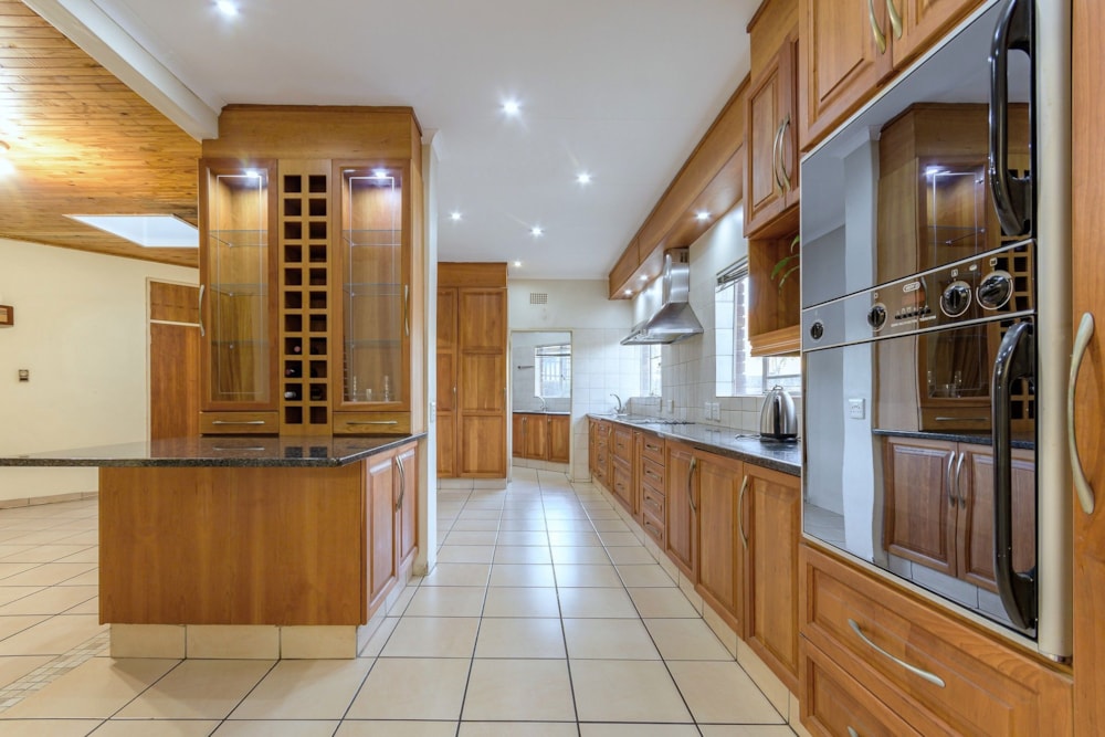 House for sale in Constantia Kloof - RAN1707305 House for sale in Constantia Kloof - RAN1707305