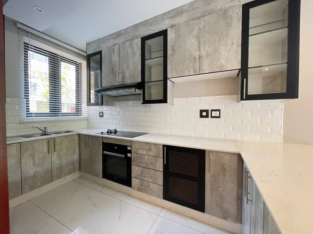 Townhouse let in Phakalane, Botswana - 3BO1707297 Townhouse let in Phakalane, Botswana - 3BO1707297