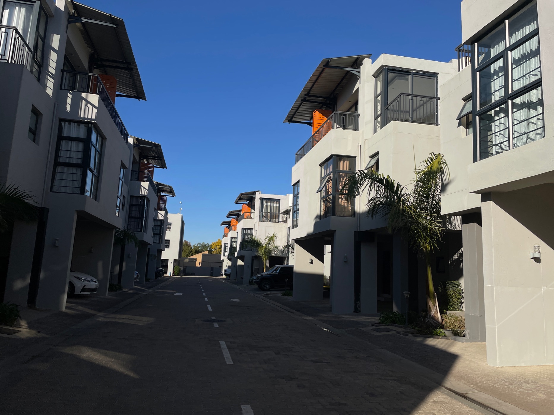 Townhouse let in Phakalane, Botswana - 3BO1707297