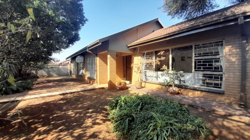 House for sale in Vanderbijlpark SE 6 - 1VT1707420