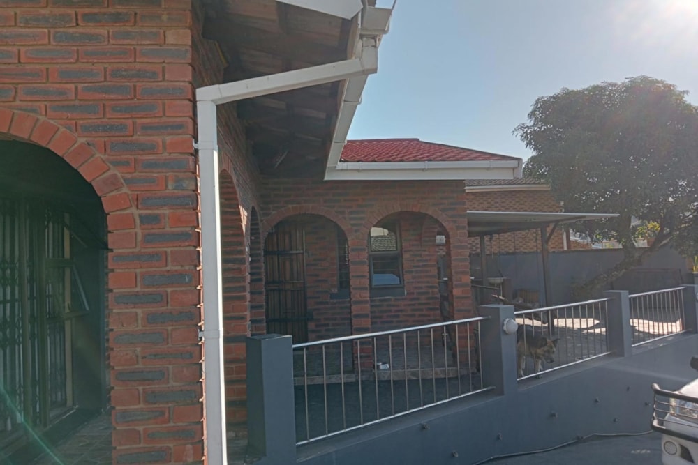 House for sale in Shallcross - 1WP1707389