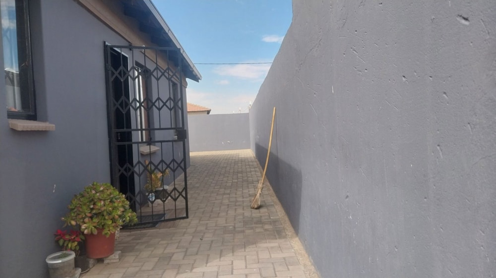 House for sale in Windmill Park - BOK1708269