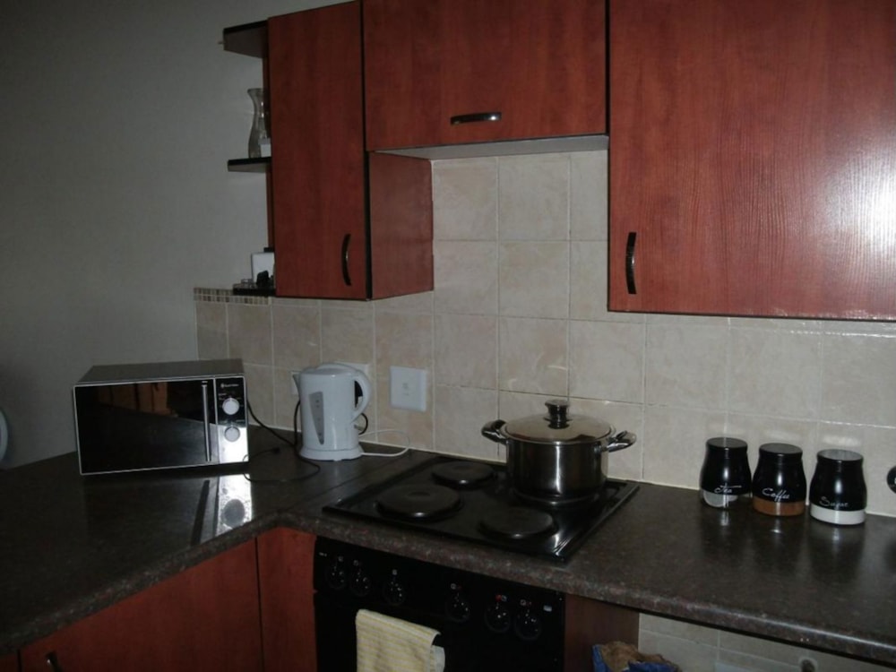 Security complex home to rent in Reyno Ridge - 1WD1707444 Security complex home to rent in Reyno Ridge - 1WD1707444