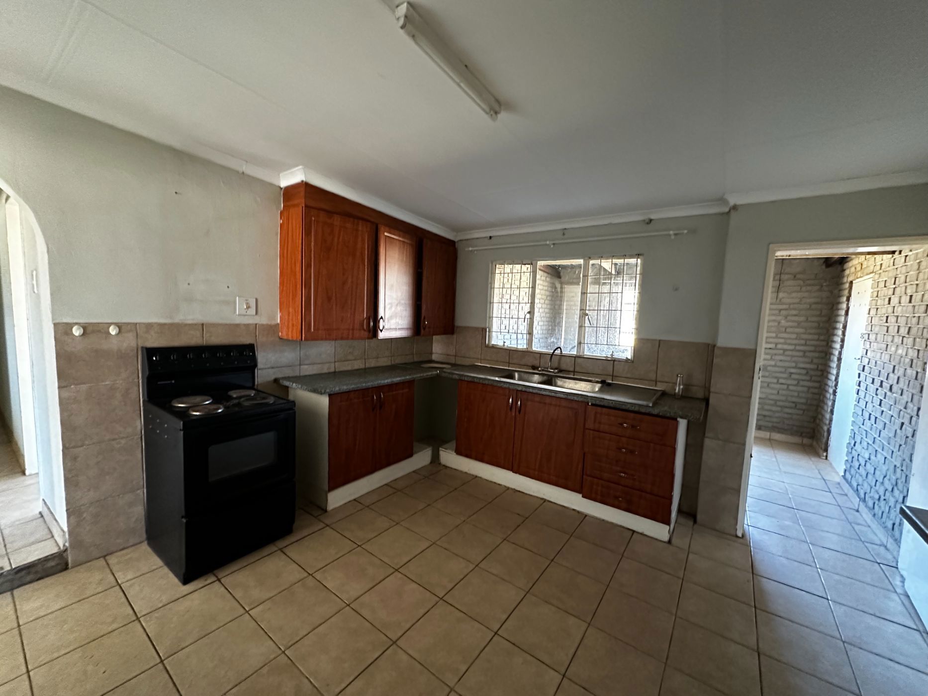 House let in Lephalale Rural - 1ER1707454