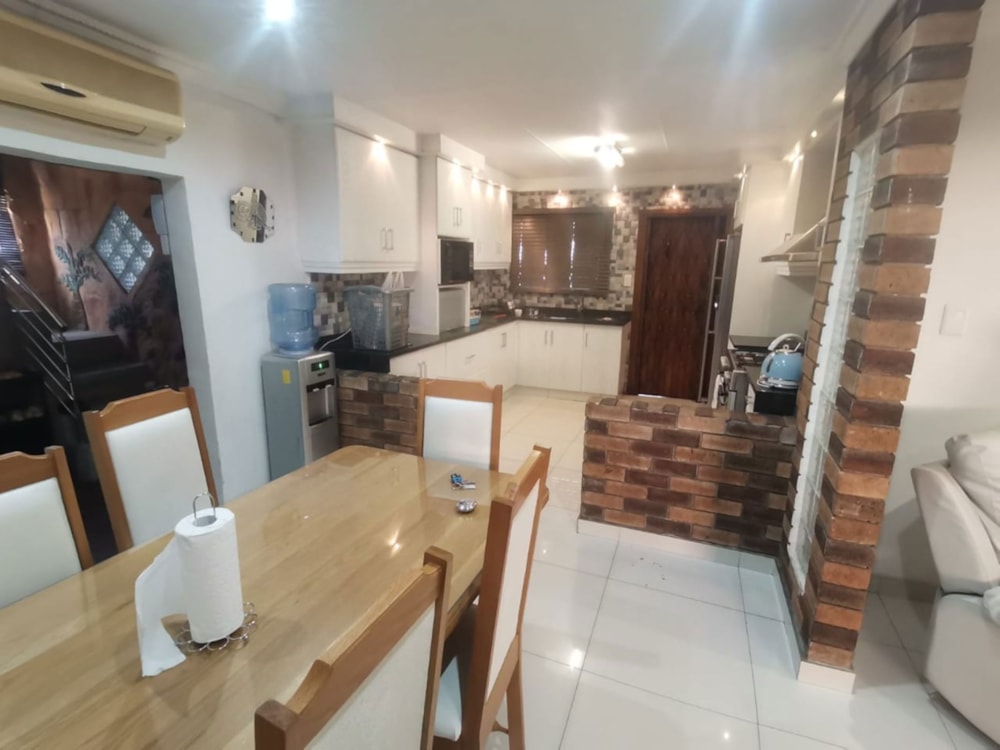 House sold in Rockford, Phoenix - 1DA1707459