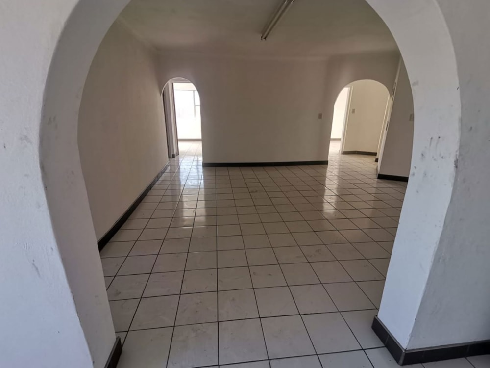 Commercial Building to rent in Phoenix, KwaZulu-Natal - 1DA1707462