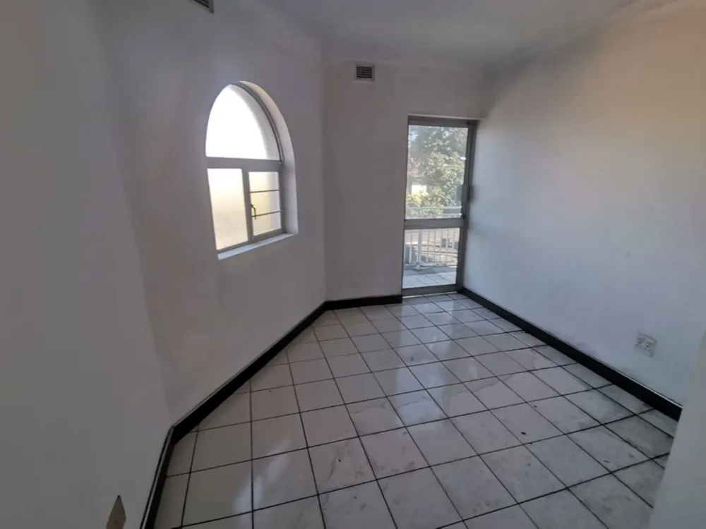 Commercial Building to rent in Phoenix, KwaZulu-Natal - 1DA1707462 Commercial Building to rent in Phoenix, KwaZulu-Natal - 1DA1707462