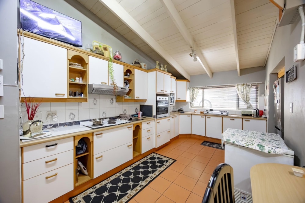 House for sale in Beverley Hills, Westville - 1WP1707478 House for sale in Beverley Hills, Westville - 1WP1707478