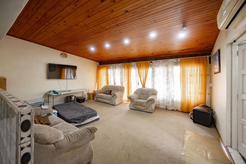 House for sale in Beverley Hills, Westville - 1WP1707478 House for sale in Beverley Hills, Westville - 1WP1707478