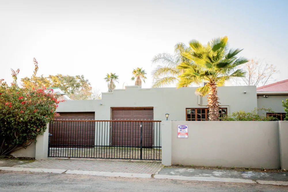 House sold in Wesbank, Oudtshoorn - 1OU1707596 House sold in Wesbank, Oudtshoorn - 1OU1707596