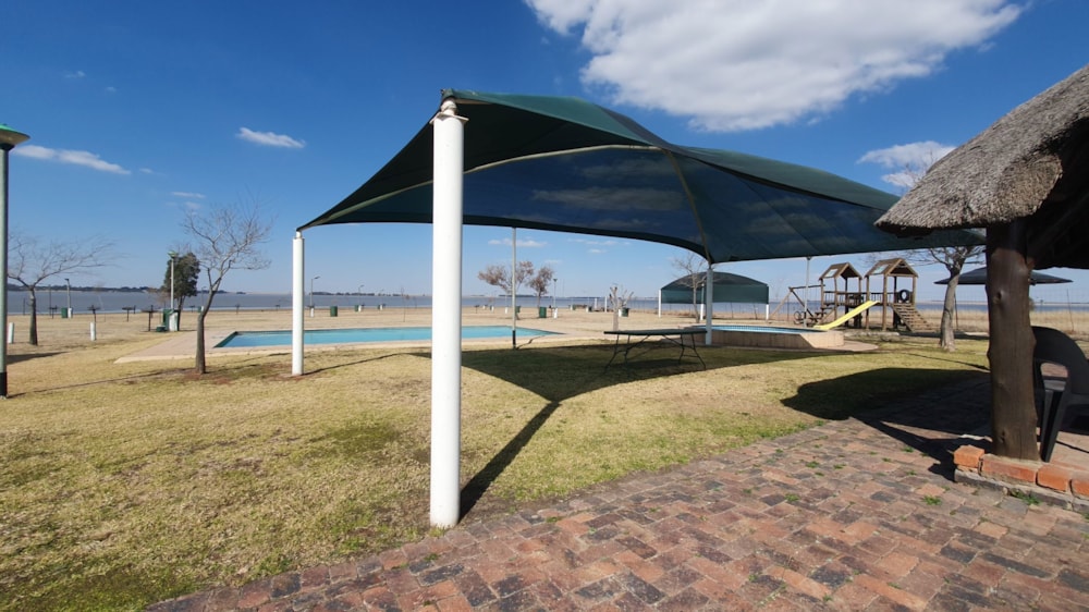 Smallholding for sale in Vaal Dam, Free State - 1VT1708280