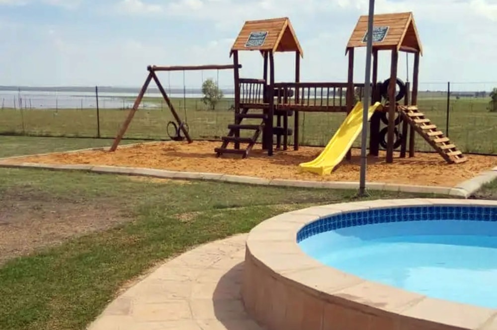 Smallholding for sale in Vaal Dam, Free State - 1VT1708280