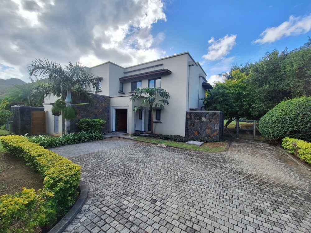 Double-storey house for sale in Black River, Mauritius - MUR1707496