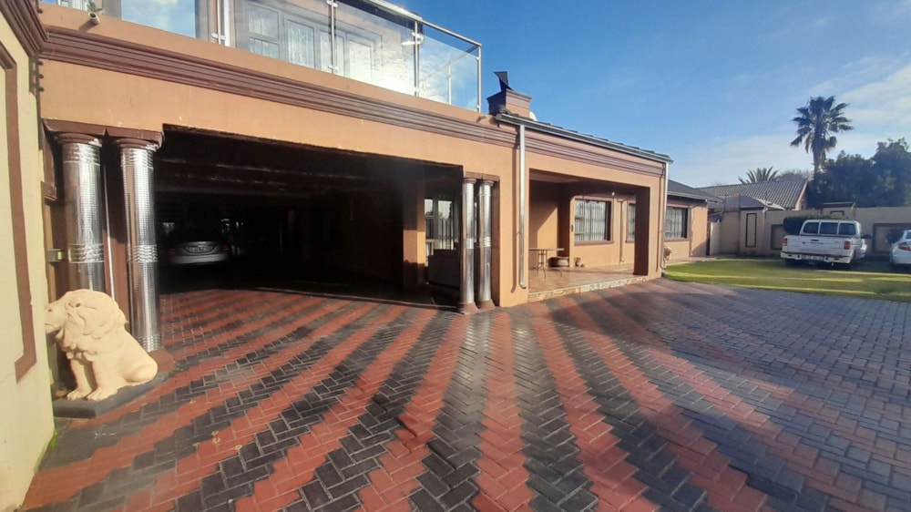 House for sale in Vanderbijlpark SE 6 - 1VT1707666