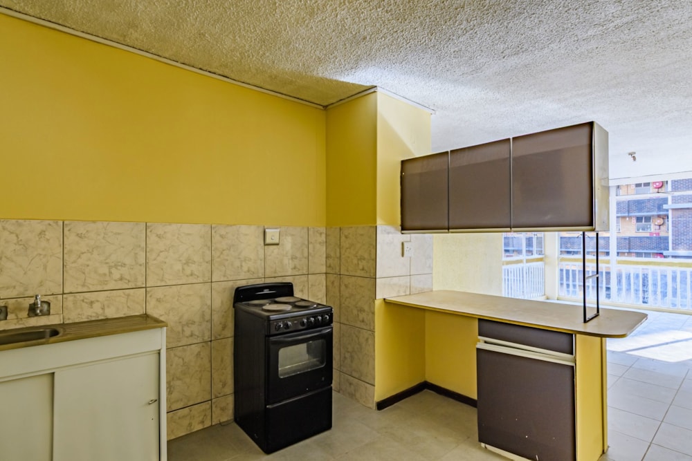 Apartment for sale in Sunnyside, Pretoria East - PT1707576 Apartment for sale in Sunnyside, Pretoria East - PT1707576