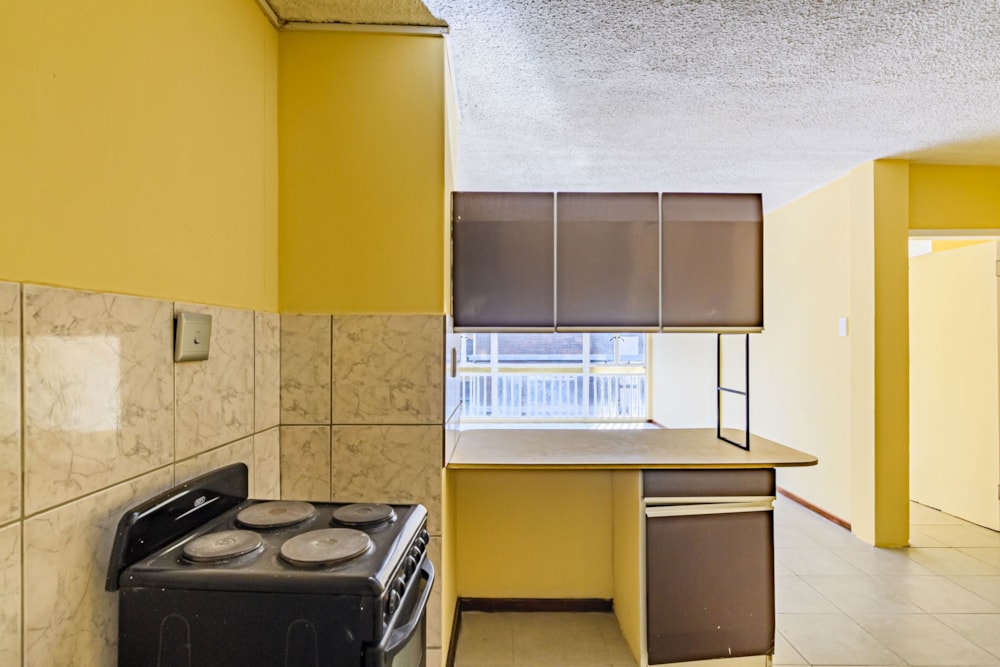 Apartment for sale in Sunnyside, Pretoria East - PT1707576 Apartment for sale in Sunnyside, Pretoria East - PT1707576